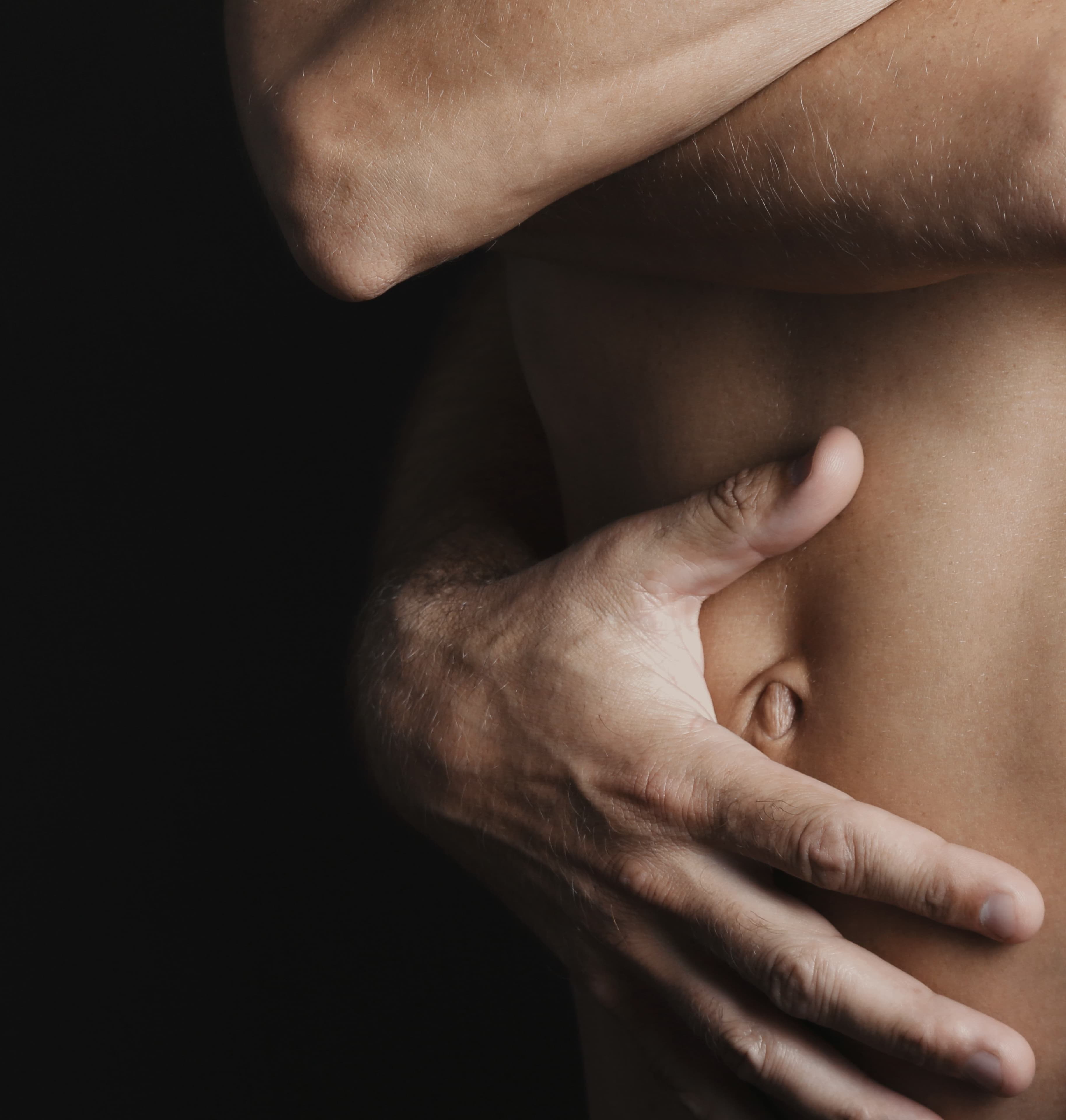 Berührung zwischen Männern – achtsam und präsent